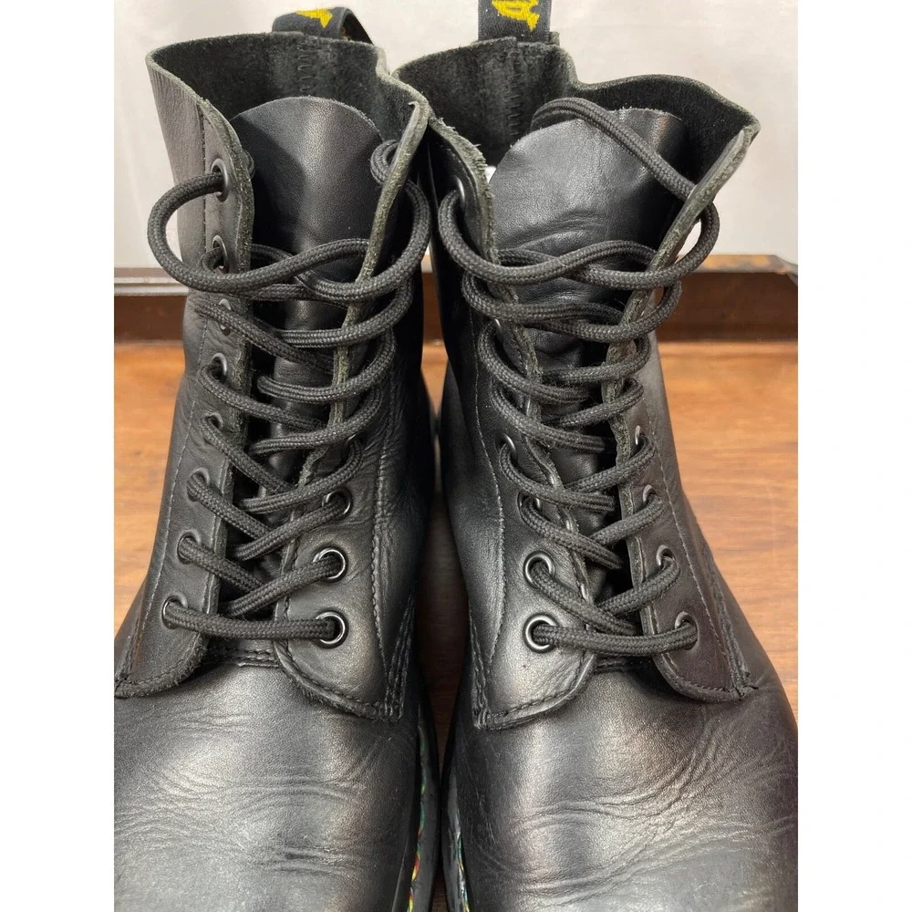 Dr Martens VTG 90's USM 9 UK 8 Pascal Rainbow Stitch Air WaveLace Up Combat Boot